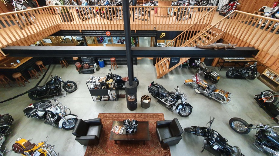 De Firma Motors ESBEEK afbeelding 4